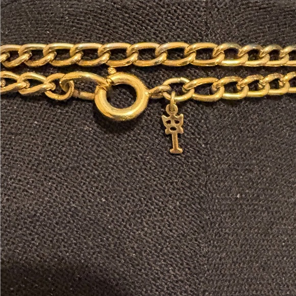 trifari vintage necklace lot of 5 varying lengths gold tone - Picture 6 of 12